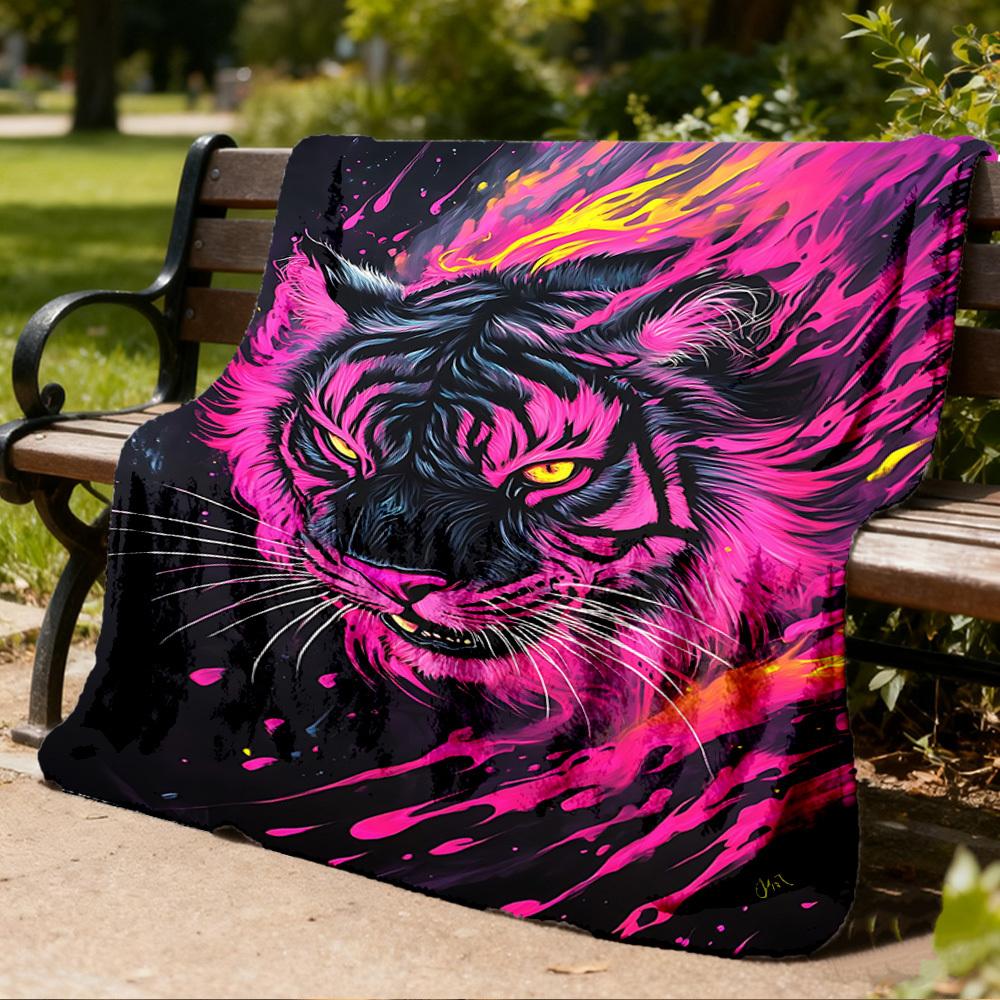 1pc Tiger Art Print Throw Blanket Polyester Fiber, Lightweight Flannel, Soft & Warm, All Season Use for Outdoor, Camping Digital Print