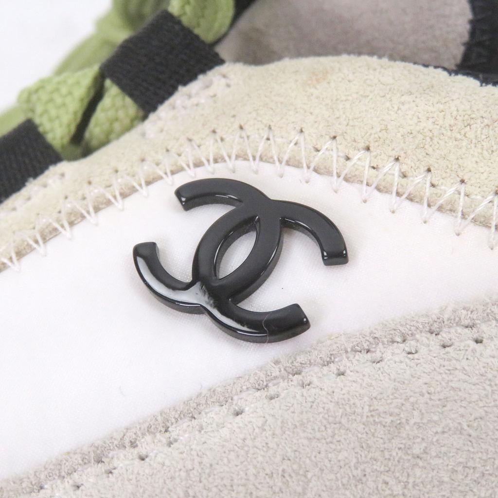 Отличные кроссовки CHANEL с низким вырезом 20K Знак COCO Бежевая замша мужские 39 G35617 Б/у