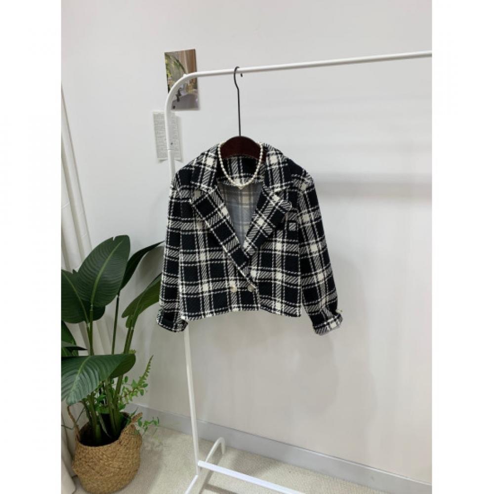 C S In The Room Women CheCk Double Button Short jaCket Color C