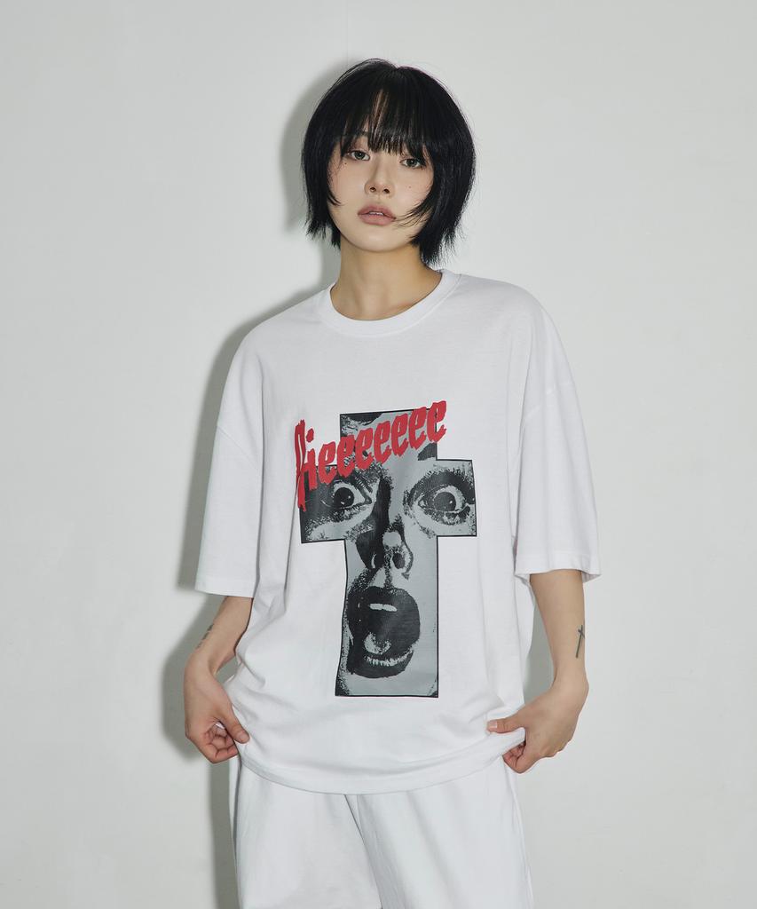 SCALLYWAG Vintage Crossbody Oversized T-Shirt [White]
