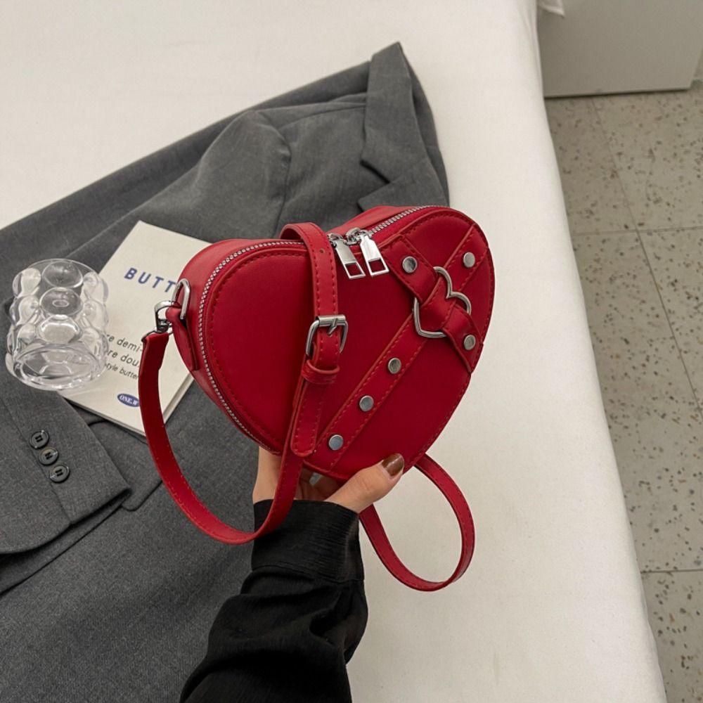 Leather Y2k Heart Crossbody Bag New Design Purse Tote Handbag Vintage Small Chain Rivet Bag Girls