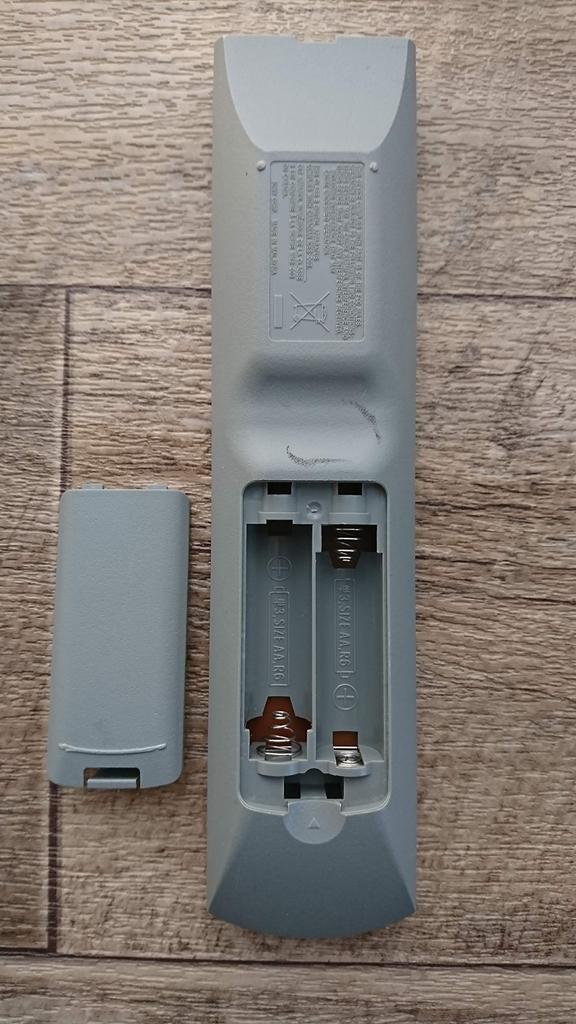 Sony Sony Genuine DVD Player Remote Control RMT-D175J