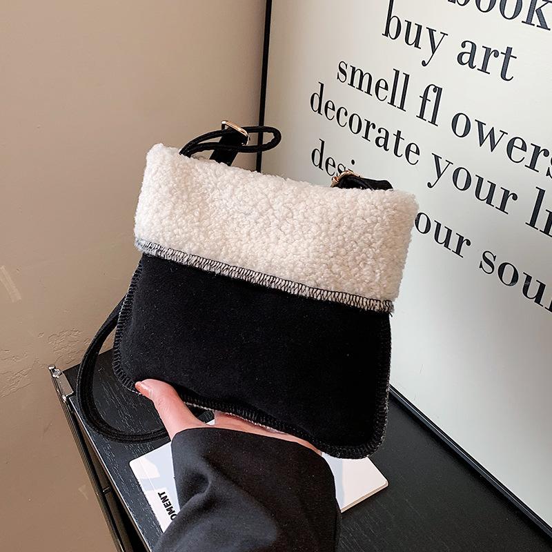 Lamb Wool Plush Bag Women's 2024 New Autumn and Winter Messenger Large-capacity Bucket Bag Versatile Shoulder Tote Bag