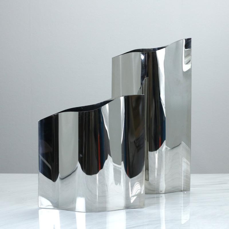 Simple Modern Flat Stainless Steel Flower Vessel Leather Metal Vase Light Luxury Desktop Ornaments Living Room Wine Cabinet