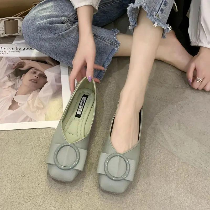 Fashion Round Toe Flat Shoes For Women Luxury Leather Casual Off-white Moccasins Flats Woman Footwear Stylish With Comfortable L Trend