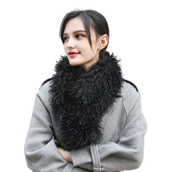 Plush Scarf with Magnetic Design Solid Color Women Thickened Warm Scarf Coat Accessory Daily Commuting Wear