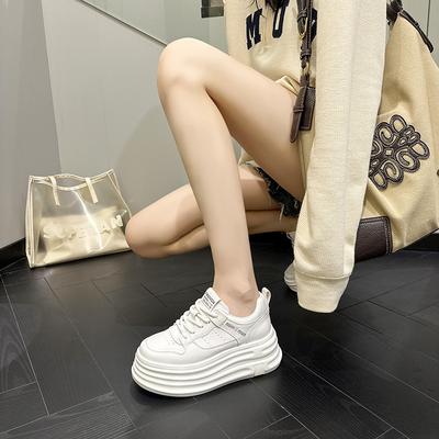 Женская обувь – Кроссовки