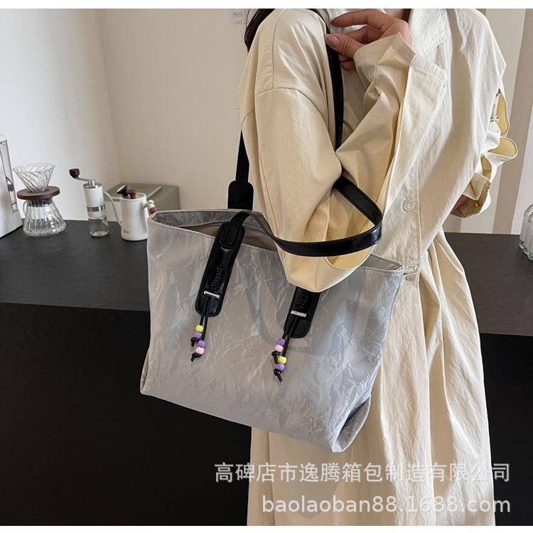 Повседневная женская сумка-тоут большой вместимости 2024 года, новая модная универсальная сумка через плечо для студентов колледжей и студентов, сумка для поездок на работу