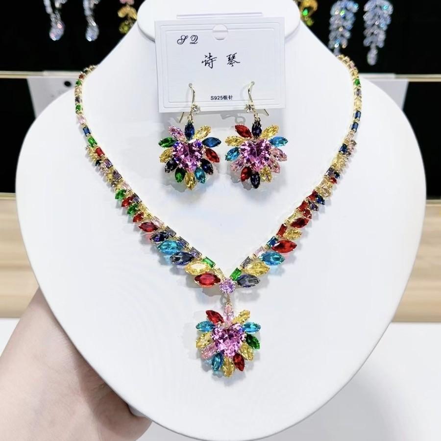Fashionable Trendy Zircon Luxury Necklace and Earring Set - Elegant Jewelry Combo for Women