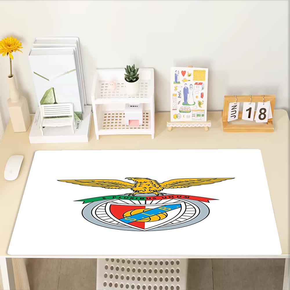 S.L. Benfica Theme Mouse Pad, Non Slip Rubber Base, Multifunctional Office & Home Decor, Perfect for Workspace Personalization.