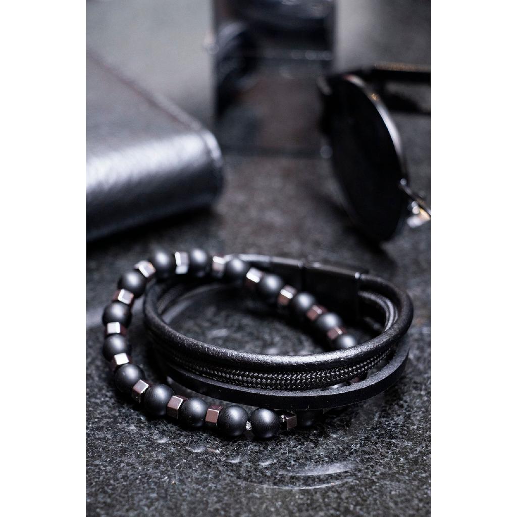 Мужской комбинированный браслет из черной натуральной кожи и гематита из натурального камня 001
