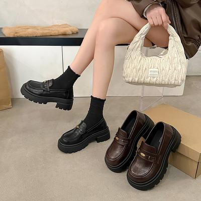 Новые женские весенние новые популярные модные маленькие мужские туфли на платформе для通勤 в британском стиле из маленькой кожи