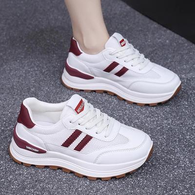 Сетчатые дышащие женские кроссовки женские легкие и модные 2025 весна новые папа увеличивающие рост на платформе туфли