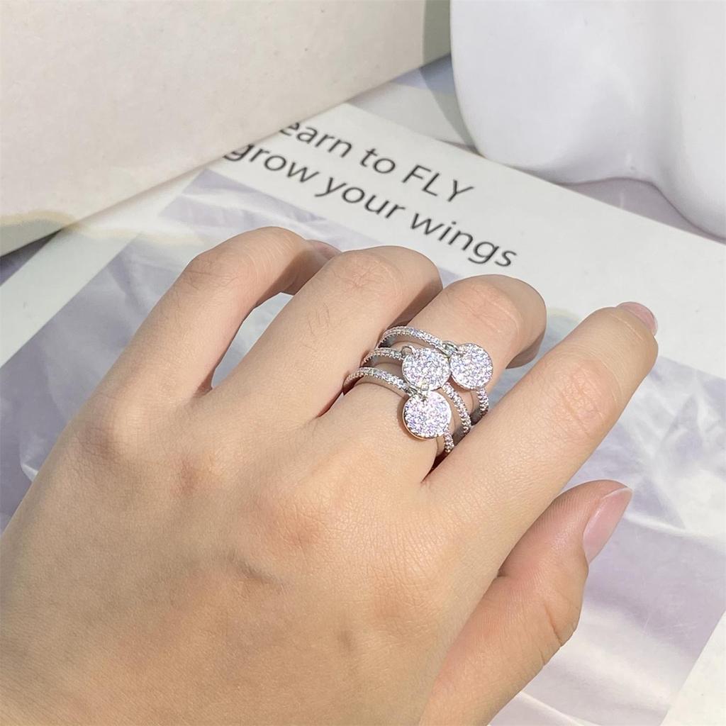 Fancy Twist Band Women's Rings Temperament Finger Accessories Engagement Wedding Bridal Rings for Party Fashion Jewelry