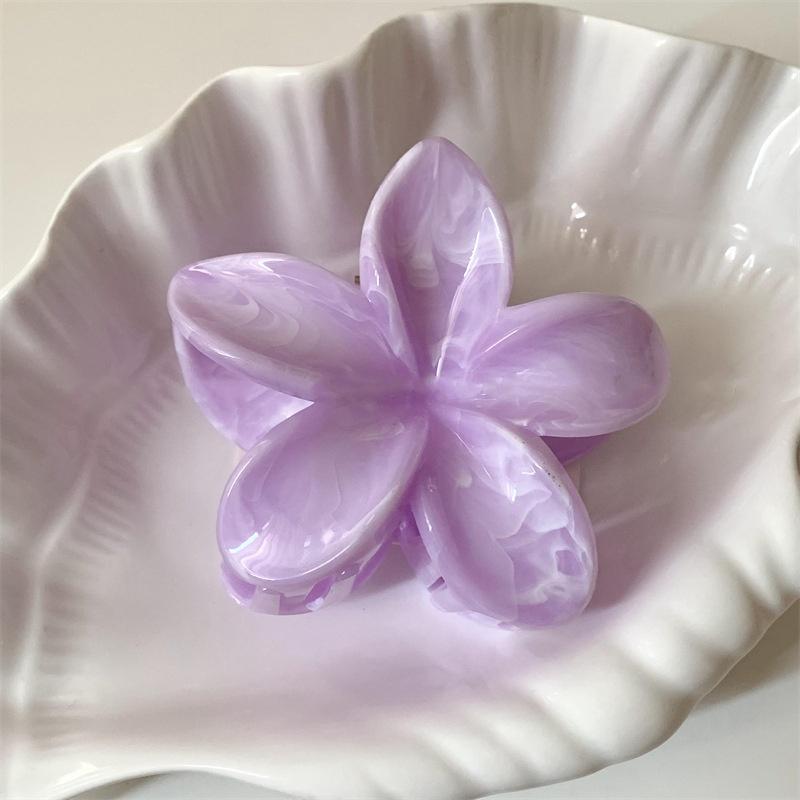 Gradient Frangipani Hair Clip Female Versatile Sweet Resort Fairy Shark Clip Vintage Hair Accessories