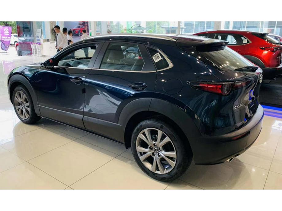 Багажник на крышу Mazda CX-30: Утолщенный багажник из алюминиевого сплава, оригинальный стиль