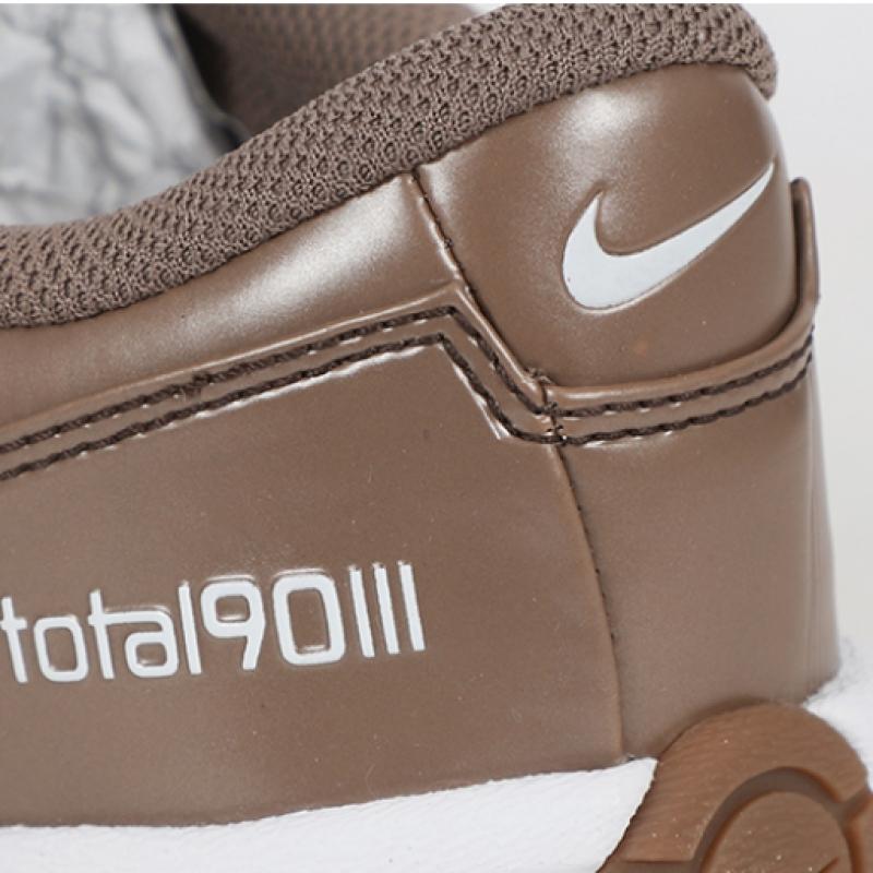 Nike Всего 90 кроссовок
