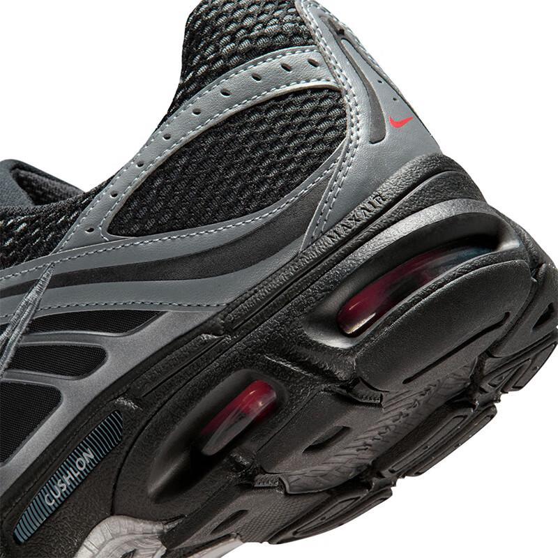 Nike Мужская спортивная обувь AIR MAX MOTO 2K