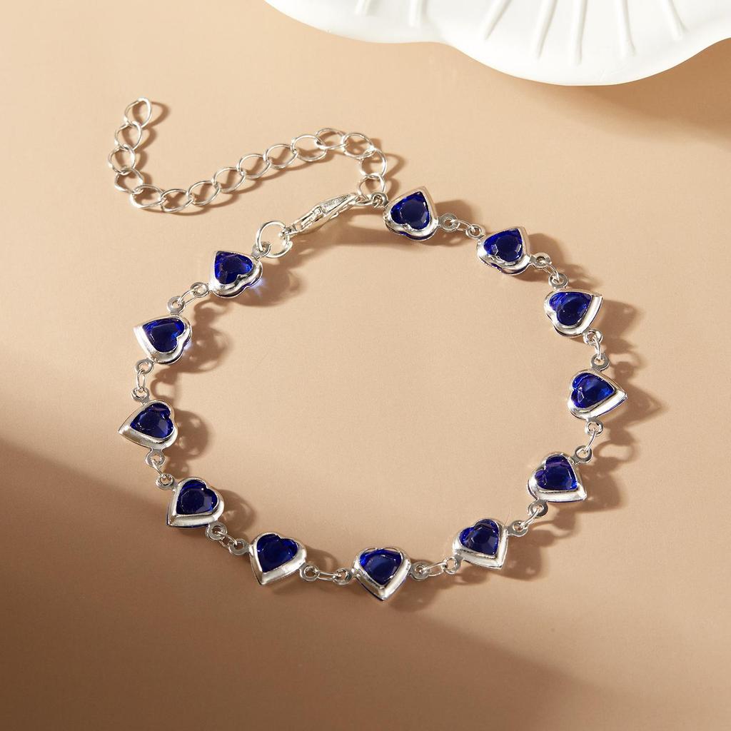 Colorful Heart Women's Beaded Bracelet - Sweet Candy Glass Crystal Design