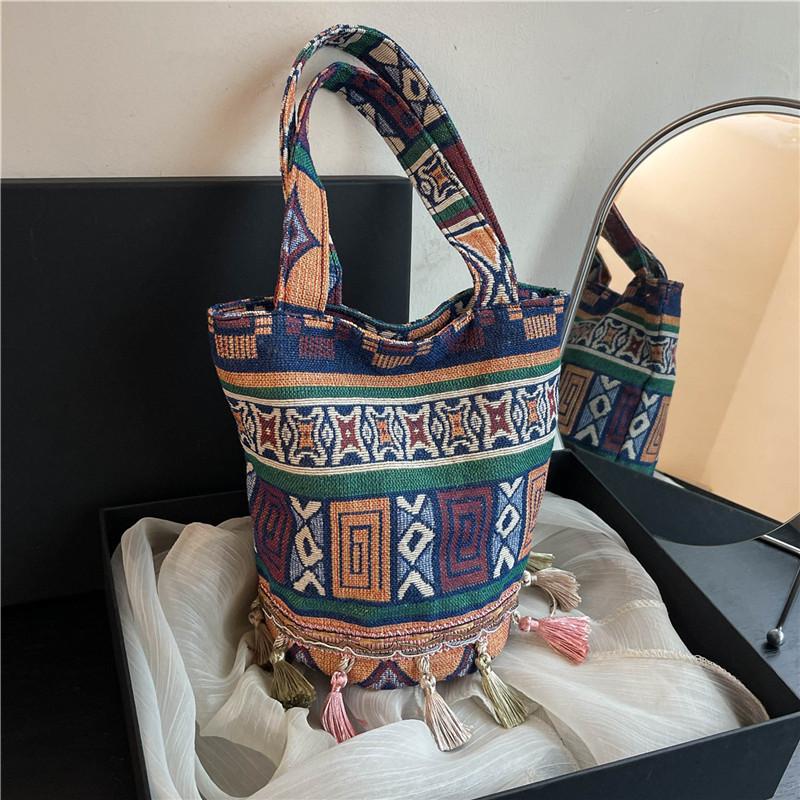 Популярные сумки-ведра для женщин Новые модные и трендовые сумки-тоут для прогулок Сумки-тоут на одно плечо