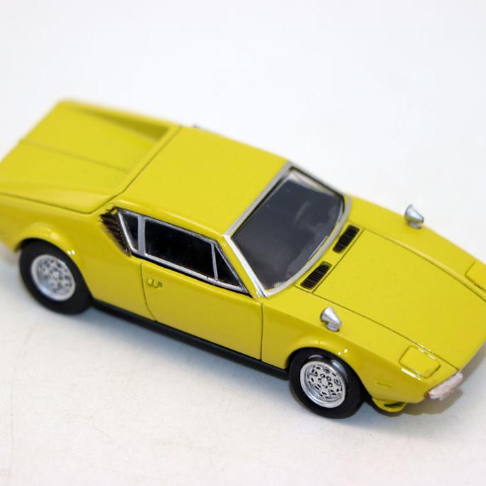 PARA 1:64 De Tomaso Pantera 1972 Alloy Car Diecasts & Toy Vehicles Car Model Miniature Scale Model Car Toys For Children