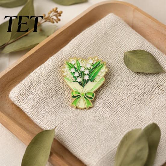 Gift for Flower Lovers Bouquet Brooch Pin Women, Enamel Romantic Jewelry, Durable Floral Zinc Alloy Lapel Coats Dresses And Scarves Gold Edge