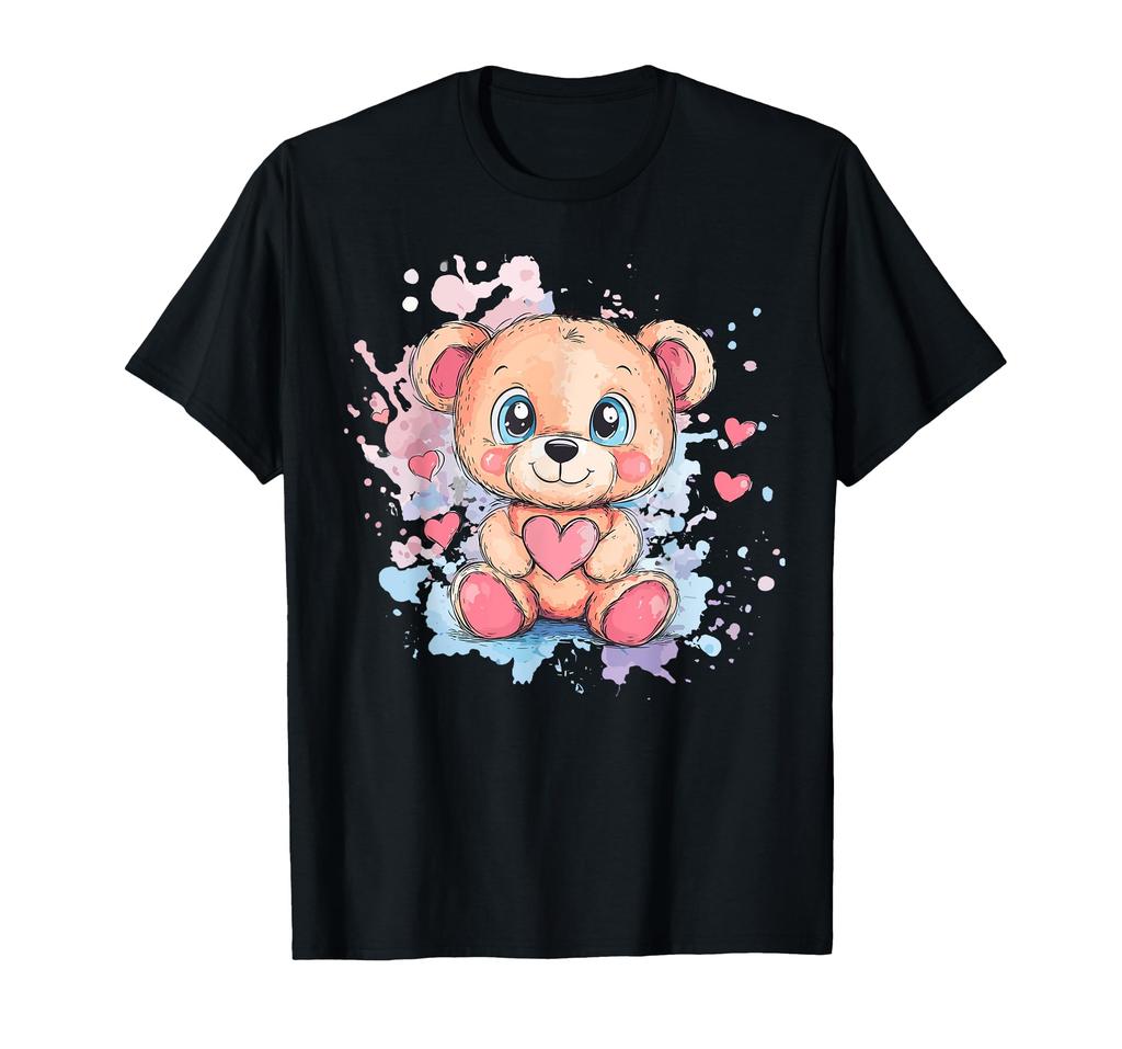 Милый плюшевый мишка в футболке с сердечком