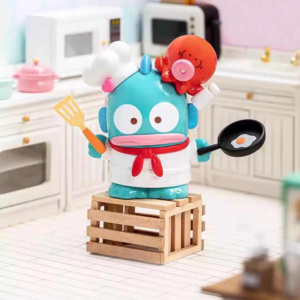 New Product Toptoy Sanrio Family Roller Skating Western Restaurant Series Handheld Cool Lomi Blind Box Trendy Birthday Gift