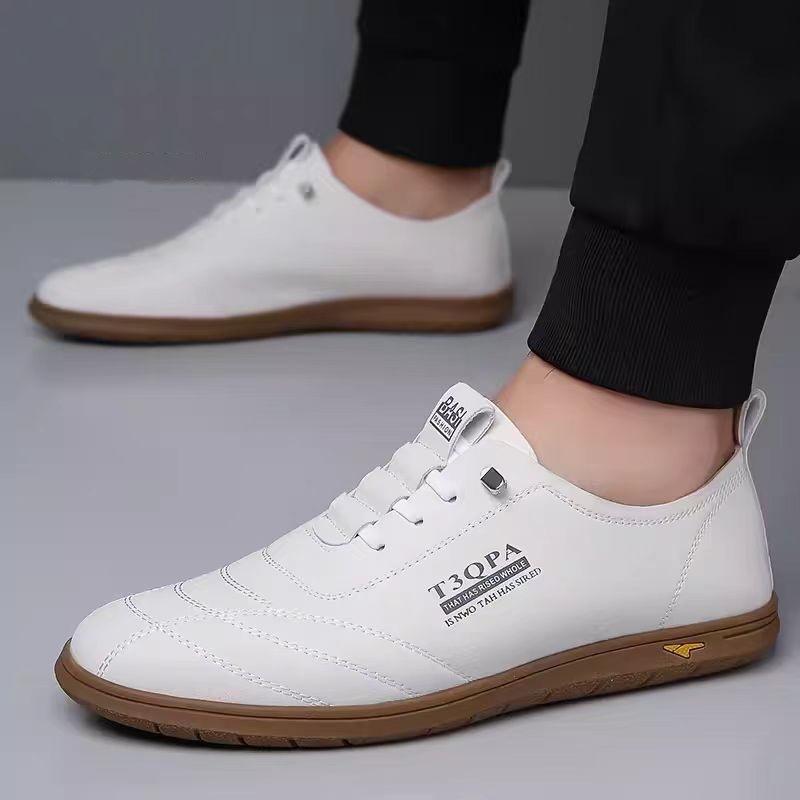Мужская обувь 2024 года, осенняя обувь для ног, ленивые маленькие белые туфли с мягкой подошвой, одна педаль, деловая повседневная кожаная обувь, мужская тенденция