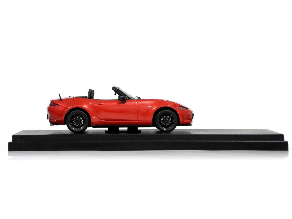 Hi Story MAZDA ROADSTER Soul Red Premium Metallic Готовый продукт 1/43 (2015)