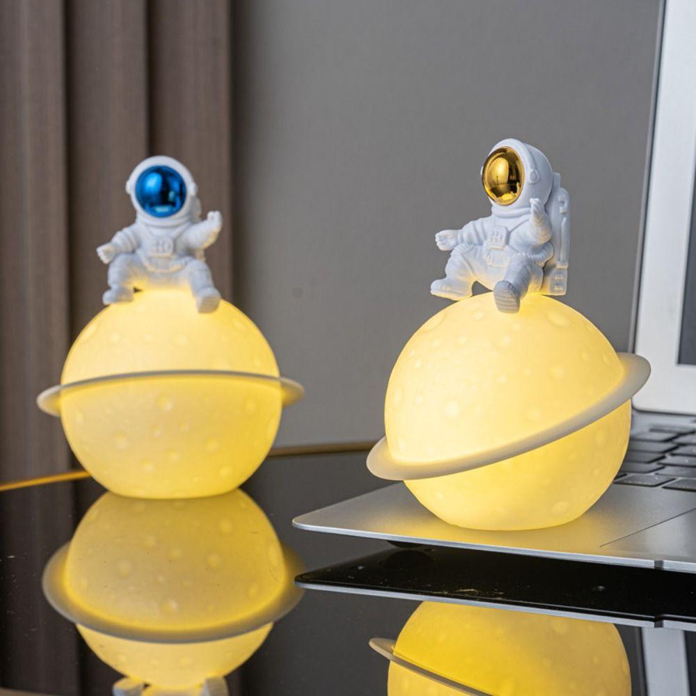 Creative Desktop Luminous Planet Lamp Cartoon Bedside Light Astronaut Moon Night Light  Gifts