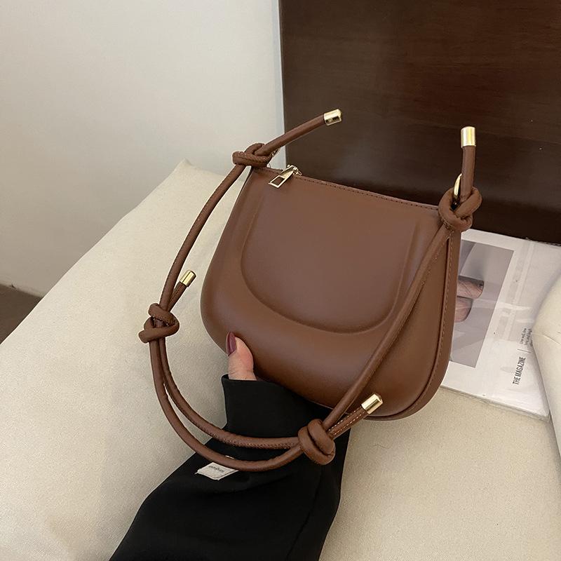 Monochromatic Vintage Bags for Women Versatile Shoulder Bags for Ladies Daily Commuting Minimalism Armpit Bags Elegant and Casual New