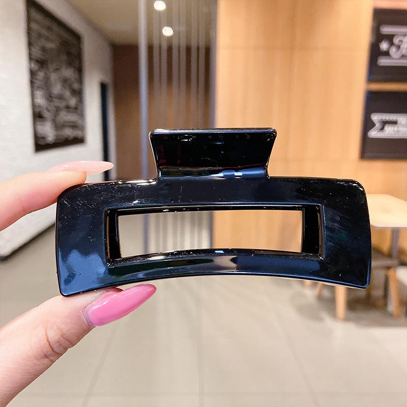 Большая женская шпилька высокого класса: Новая модель Shark Clip 2025 года на осень/зиму