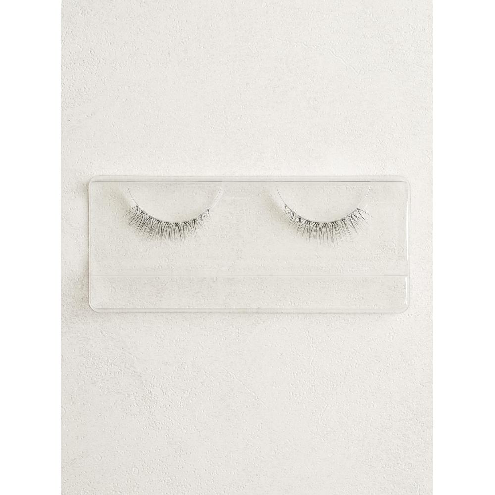 Объемные ресницы Daiso      