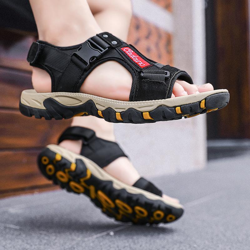 Модные летние уличные сандалии для мужчин Дышащая обувь для хайкинга Вода Пляж Мужские сандалии Кемпинг Скалолазание Аква Кроссовки