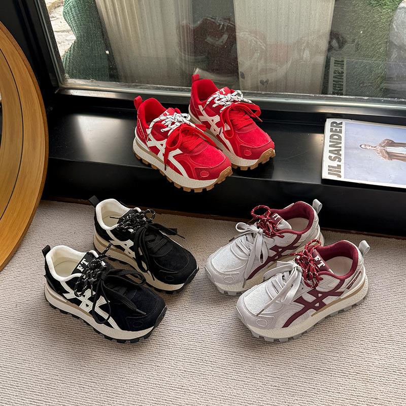 Платформа обувь Форрест Гамп осень и зима 2025 новый универсальный модный взрыв легкий кожаный повседневный спортивный обувь дети