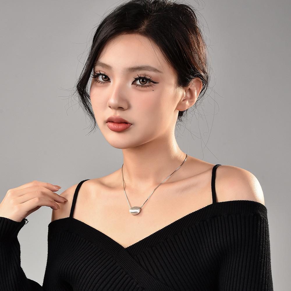 Кулон Геометрический Шик Ожерелье Для Женщин со Змеиной Цепочкой и Гипоаллергенной Сталью Титаном