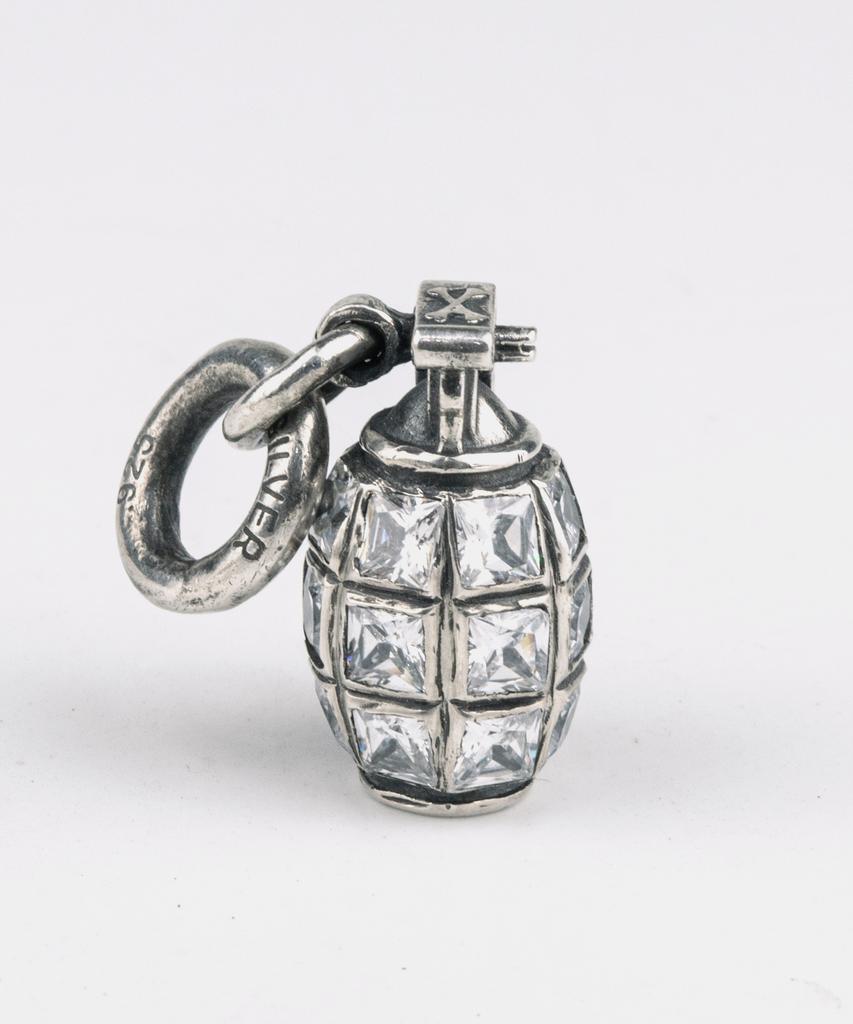 Sheen666 Thumb Series Grenade White Cubic Pendant