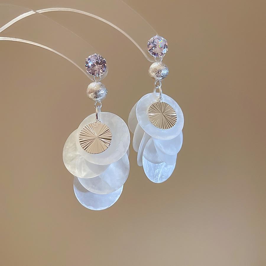 Tassel Stud Round French Shell Earrings Retro Exaggerated Style For A Unique Fashion Statement