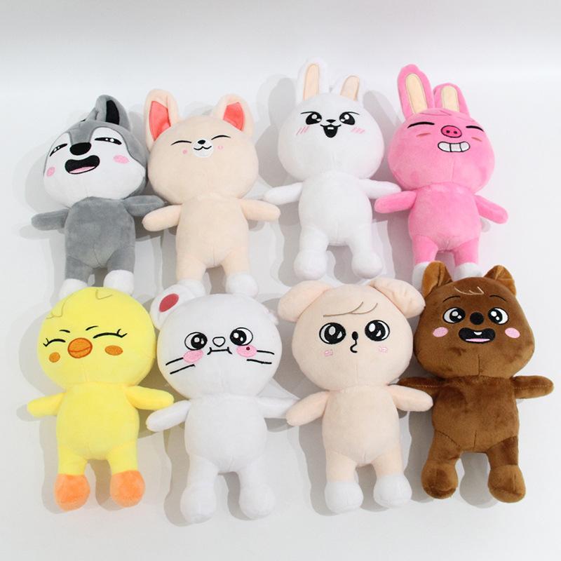 Плюшевые игрушки Skzoo Stray Kids Плюшевый волк Чан Мультяшное чучело Животное Плюшевые игрушки Кукла Милый компаньон для детей Взрослых Фанатов Подарок 20 см