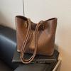 Large Capacity Bag for Women  Versatile Shoulder Bag  Elegant Commuting Bag  High-end Tote