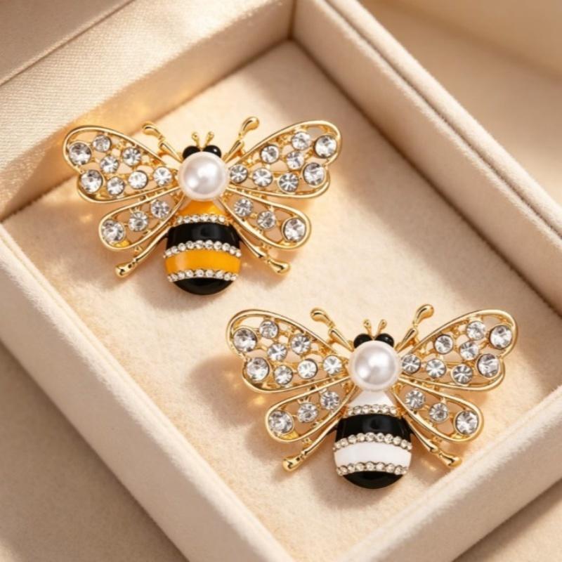 Sparkling Rhinestone Bee Brooch Faux Pearl Gold Plated Vintage Scarf Pin for Women Outdoor Picnic Wear Gift for Friend