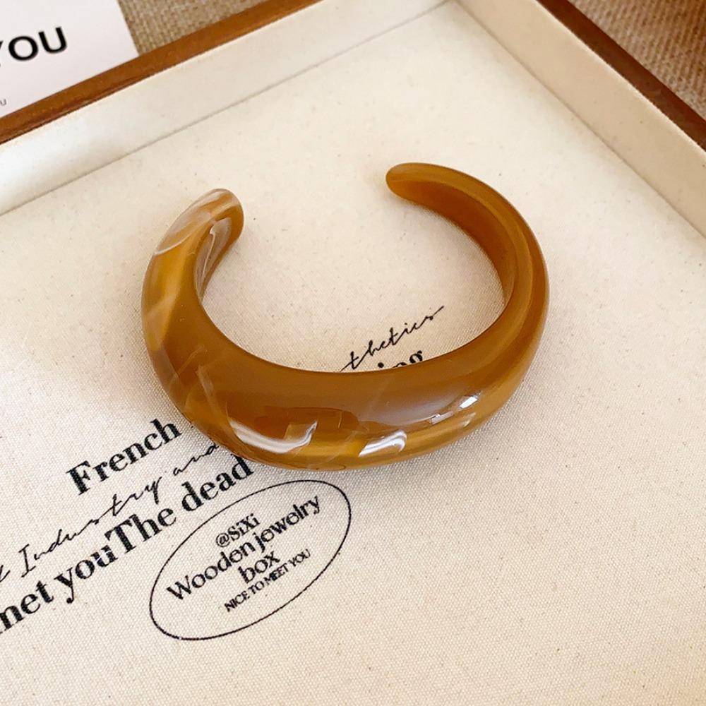 Smudging Irregular Wide Bracelet Curved Retro Hand Ring Creative Acrylic Open Bangle Decoration