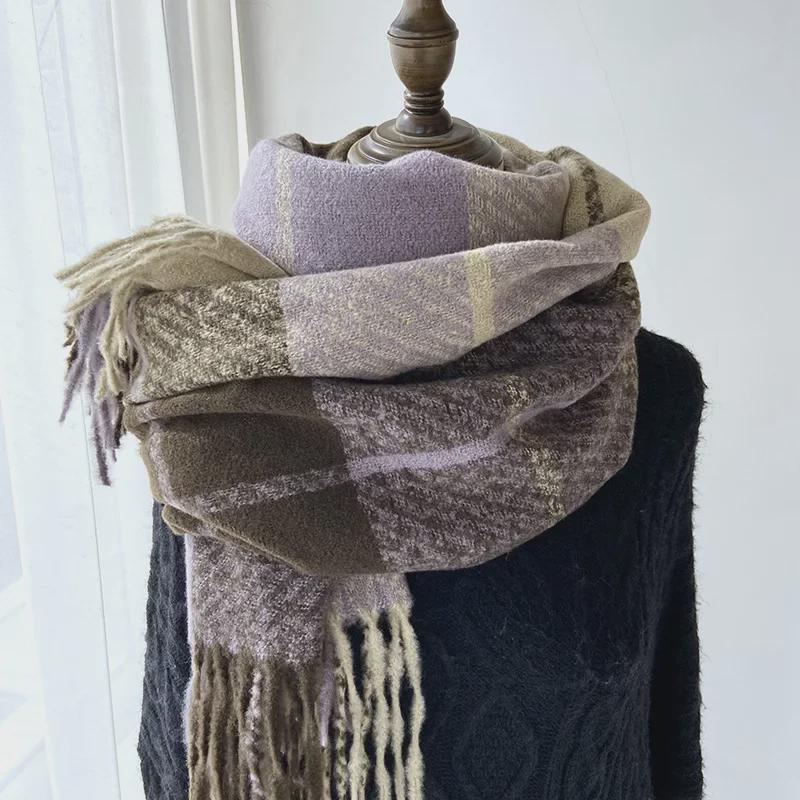 Korean Style Plaid Cashmere-Like Tassel Scarf for Women - Warm, Thick, and Ideal for Autumn and Winter