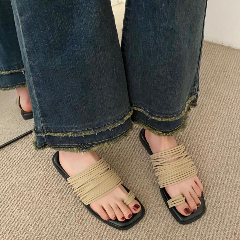 Fashion 2024 Summer New Large Size Women Shoes European and American Fashion Square Head Woven Thin Strap Flat Sole Beach Slippers Women