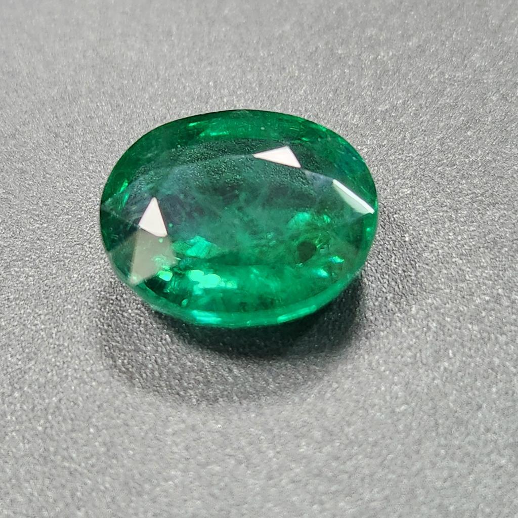 Certified Natural Zambian Green Emerald 11.10 Ct Oval Cut Loose Gemstone