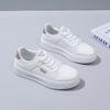 2025 весна маленькие белые туфли новая корейская версия ins женские студенческие туфли для увеличения роста на платформе спортивные туфли для доски повседневная обувь женская 8620