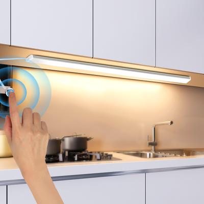 Светодиодные светильники под кухонным шкафом с сенсорным датчиком, диммер, настенная барная лампа для домашнего шкафа, подсветка шкафа 30, 40, 50 см с вилкой европейского стандарта и США