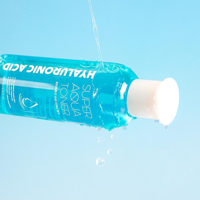 Farm Stay Hyaluronic Acid Super Aqua Toner