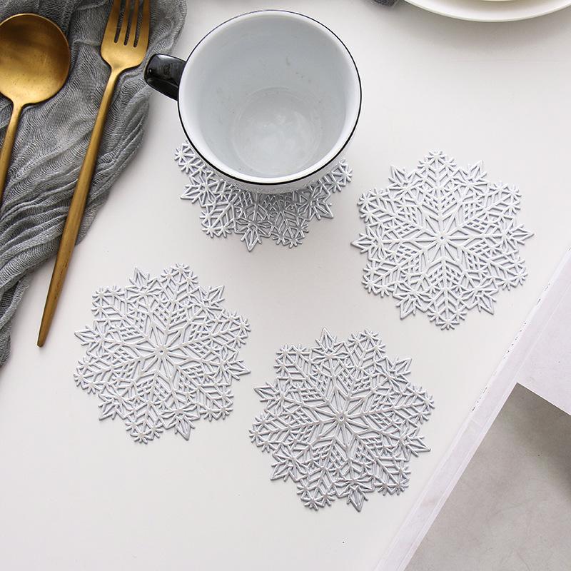 4PC Snowflake Shape Drink Cup Coasters Kitchen Mat PVC Placemat Hot Pad Table Placemats Dining Table Mat Non-Slip Kitchen